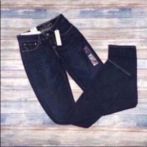 NWT Levi's Bold Curve Straight Leg Denim